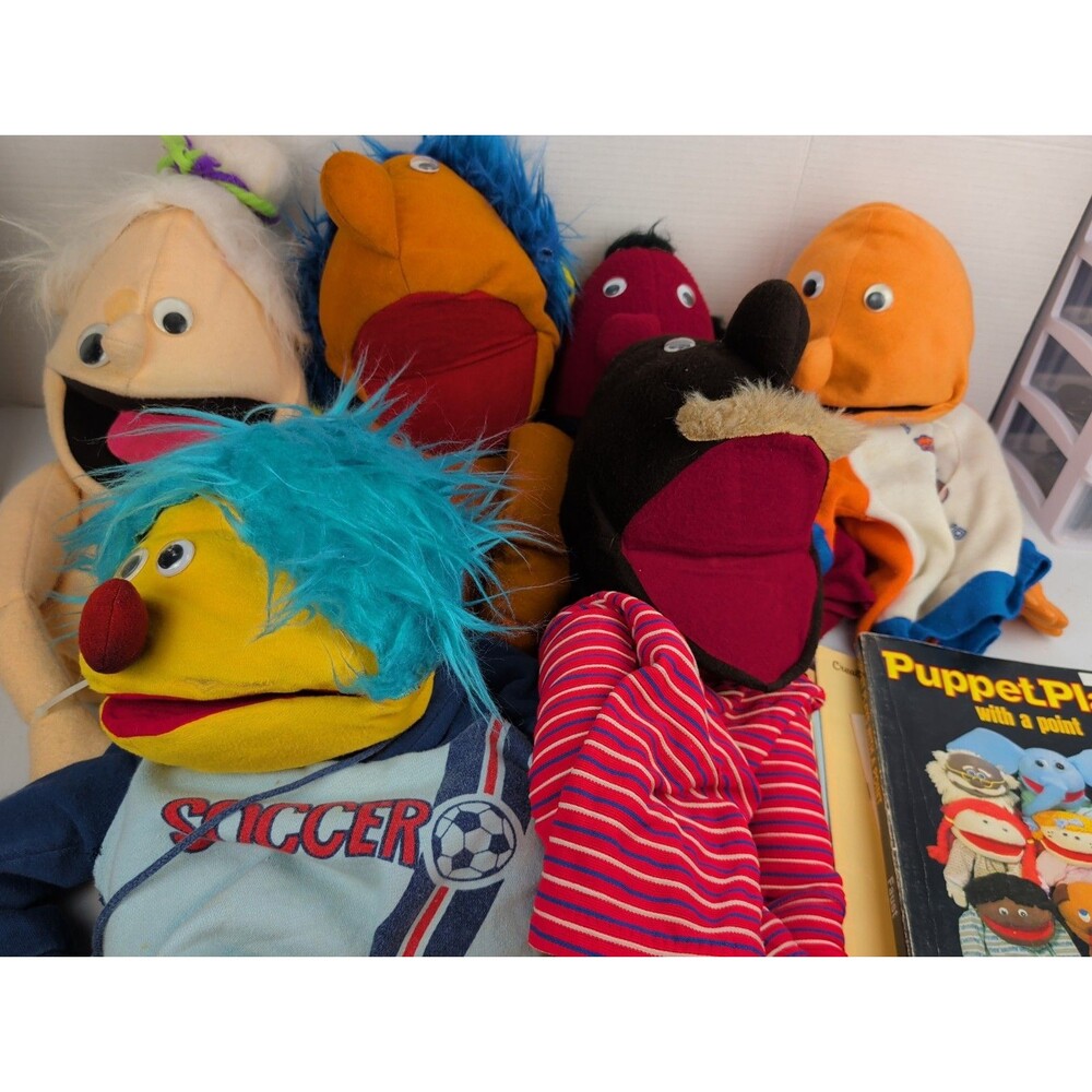 Huge Lot Of 6 Vintage Hand Puppets Muppet Style W/ Puppet Plays And Scripts